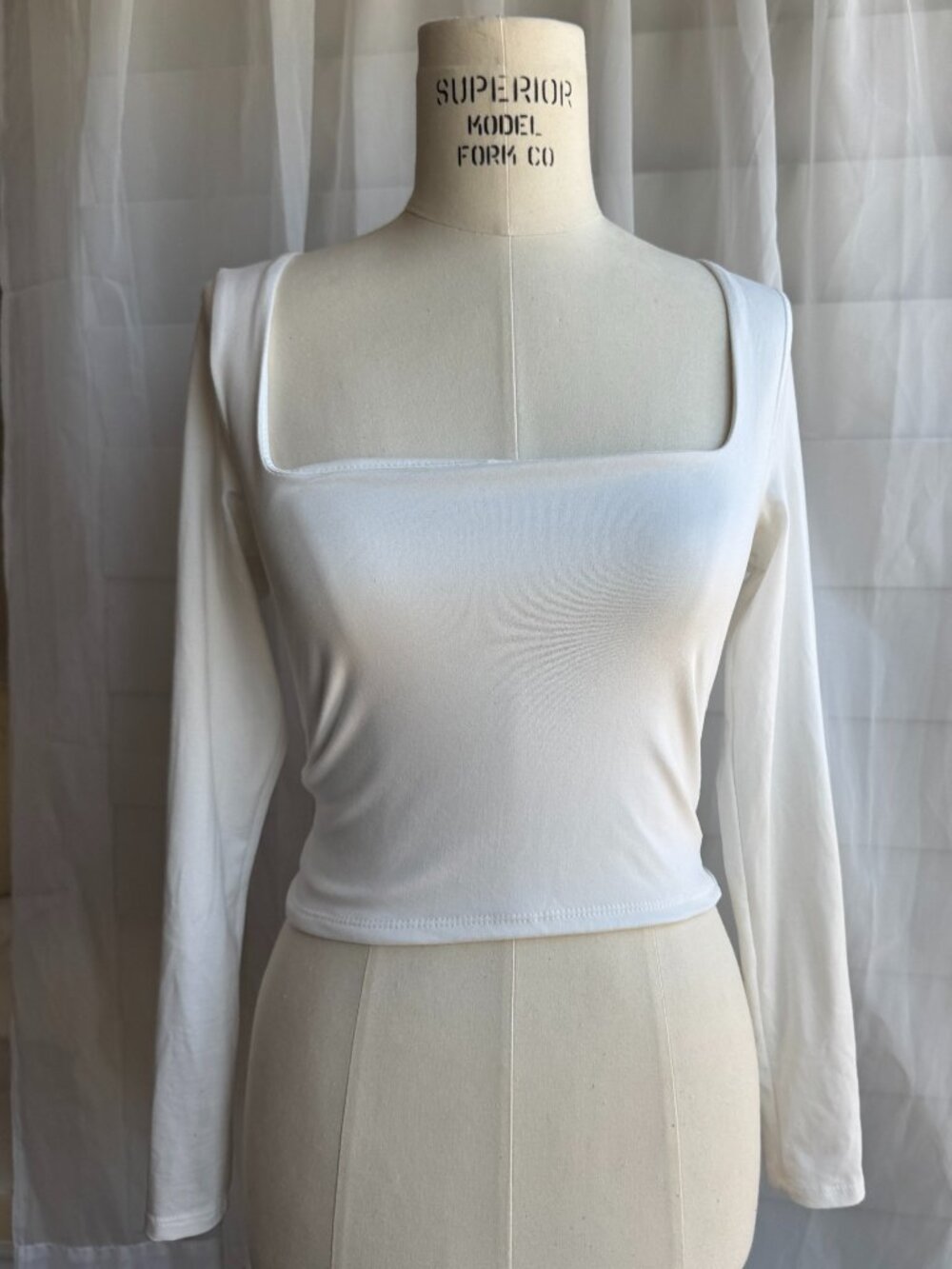 square neck long sleeve